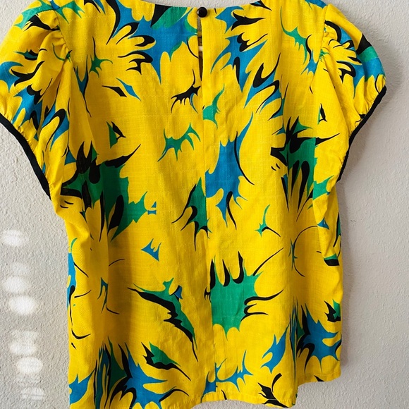 Retro 90's Style Vibrant Yellow Green Abstract Top - Picture 8 of 9